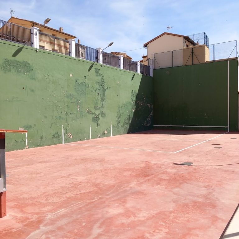 Frontón